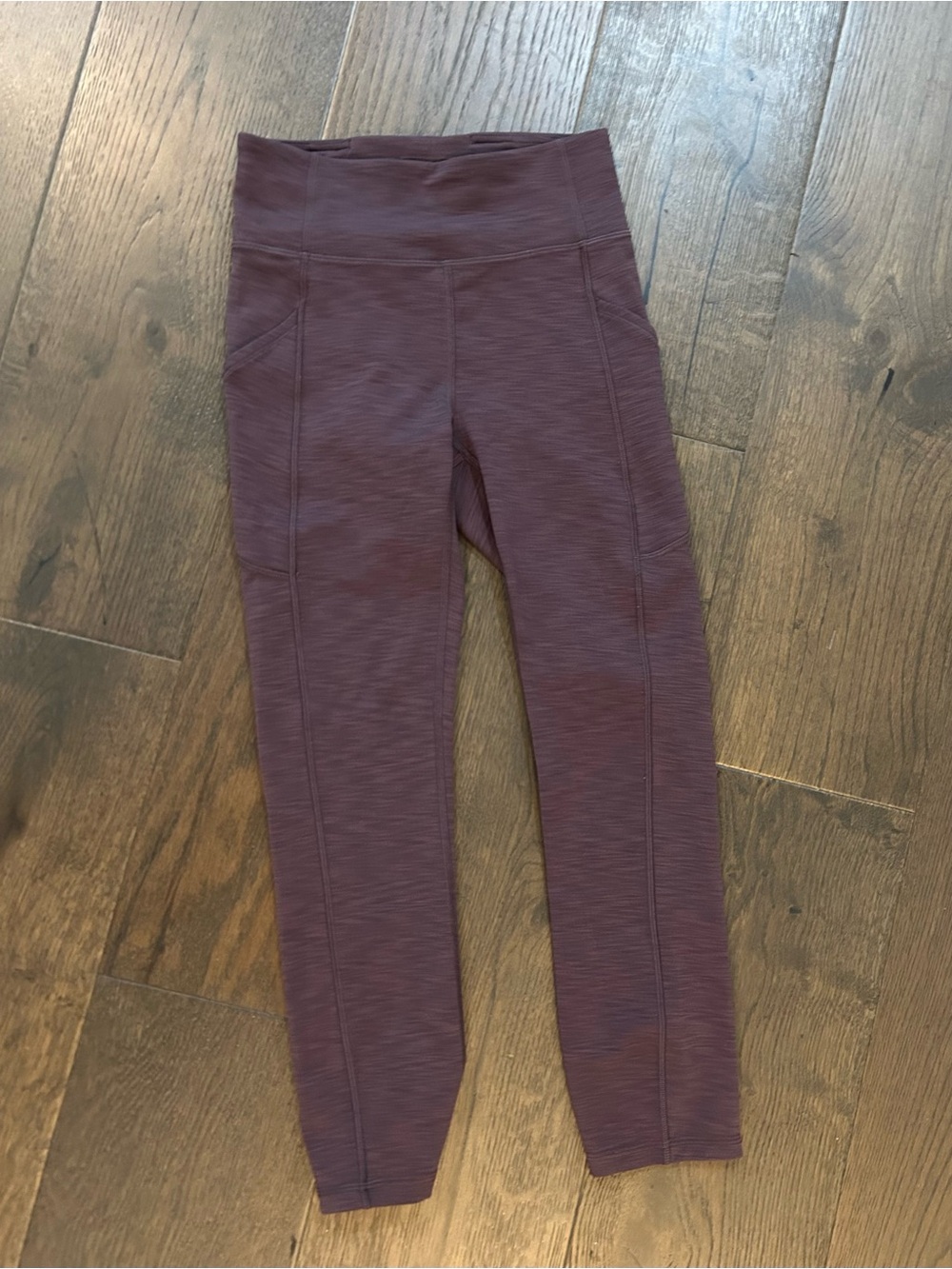 Lululemon Leggings High-Waist Performance Leggings in Plum with Pockets Size 4